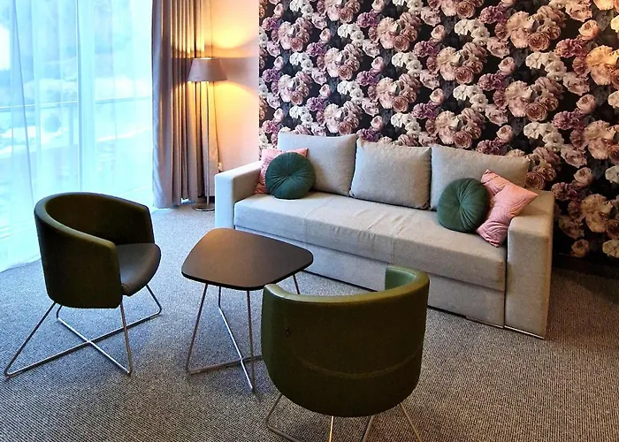 Vinyl & View 327 - Panorama - Czarna Gora 3*