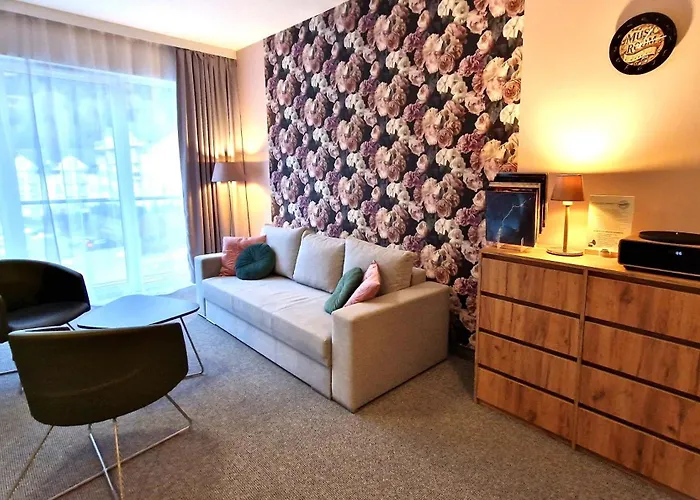 Vinyl & View 327 - Panorama - Czarna Gora Aparthotel 3*