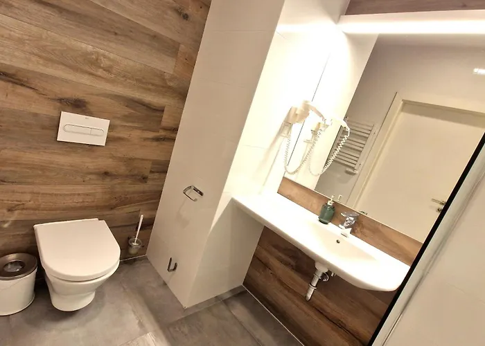 Vinyl & View 327 - Panorama - Czarna Gora 3* Heudorf